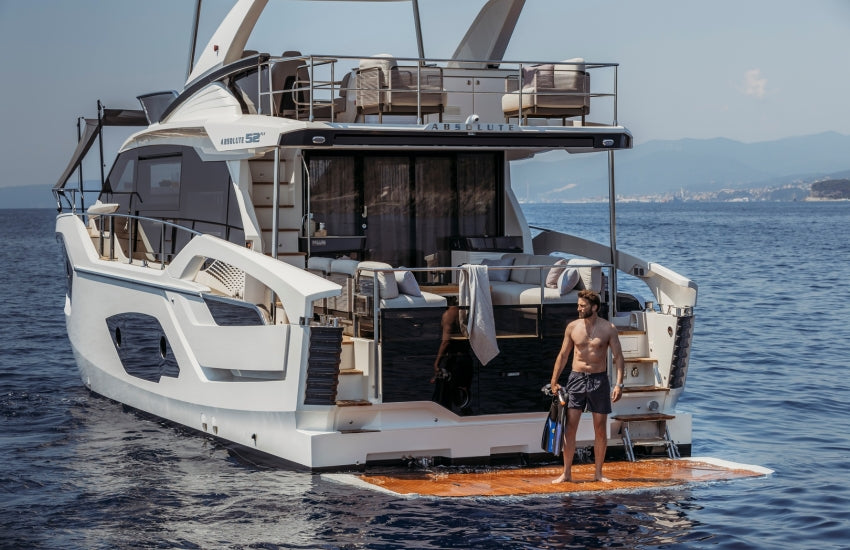 Absolute 52 Fly — 2023 Pre-Owned (17m)