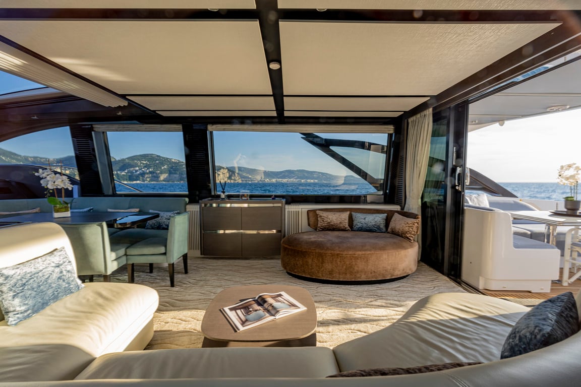 Charter M/Y ALE — Azimut S8 (24.63m, 2024)