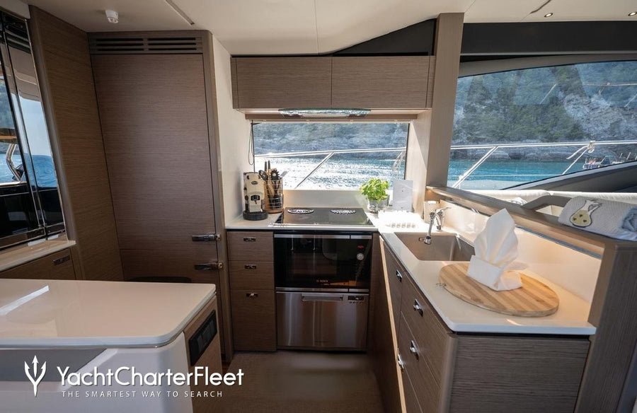 Charter M/Y ALL FOR YOU — Princess S62 (20m, 2024) | French Riviera