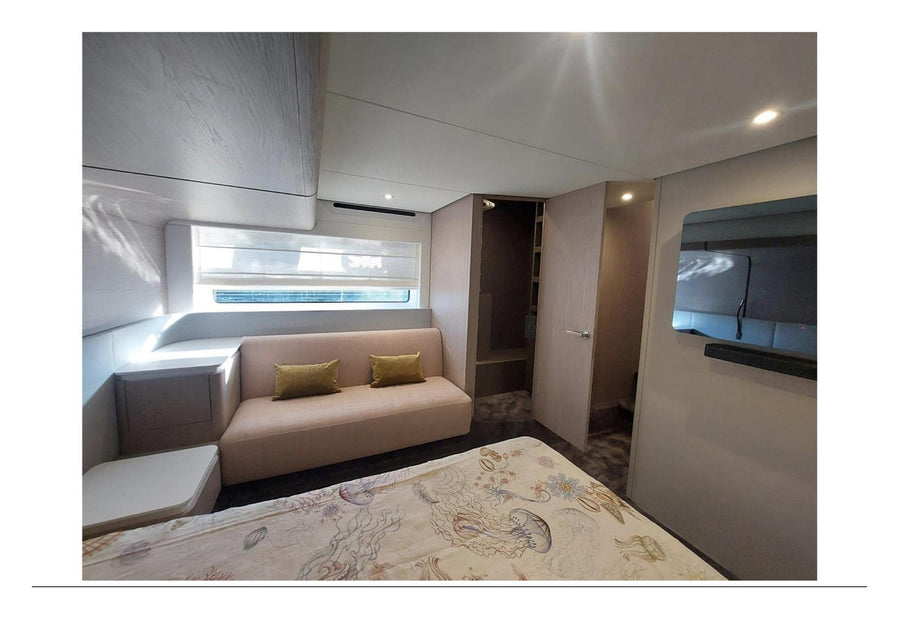 Azimut 53 Flybridge — 2023 Pre-Owned (17m)