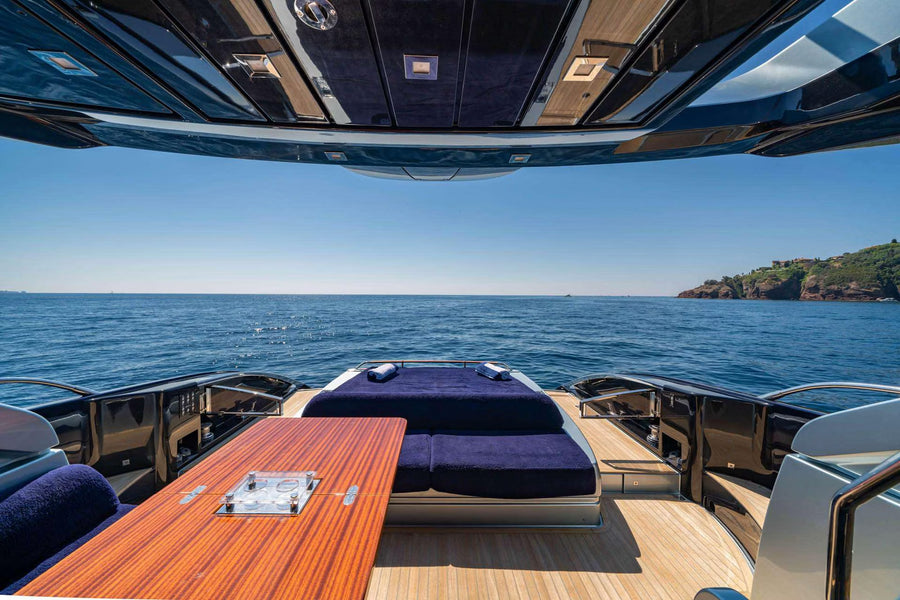 Charter M/Y BLUE SHARK — Riva 67 (21m, 2019)