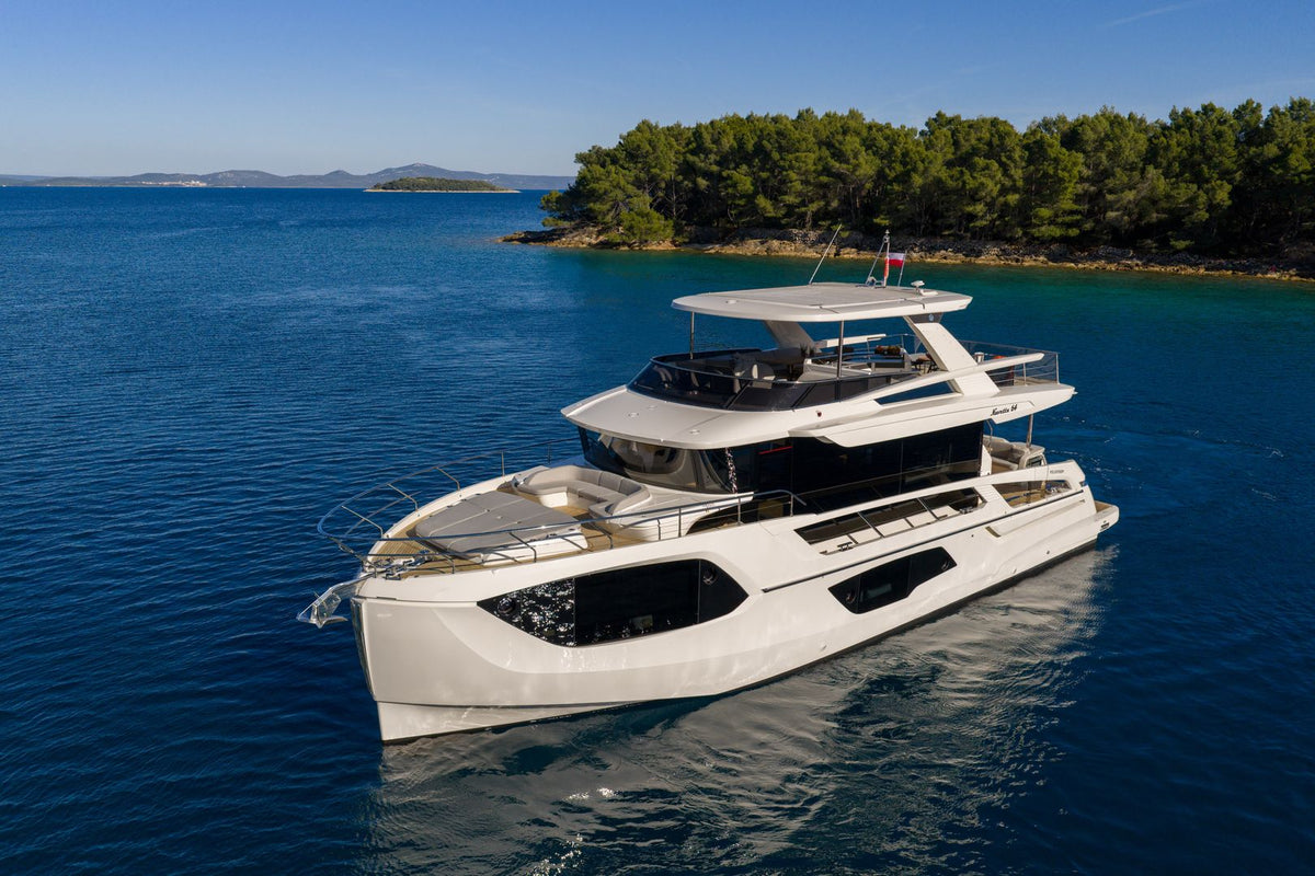Charter M/Y KNITWEAR.CLUB3 — Absolute Navetta 64 (20m, 2025)