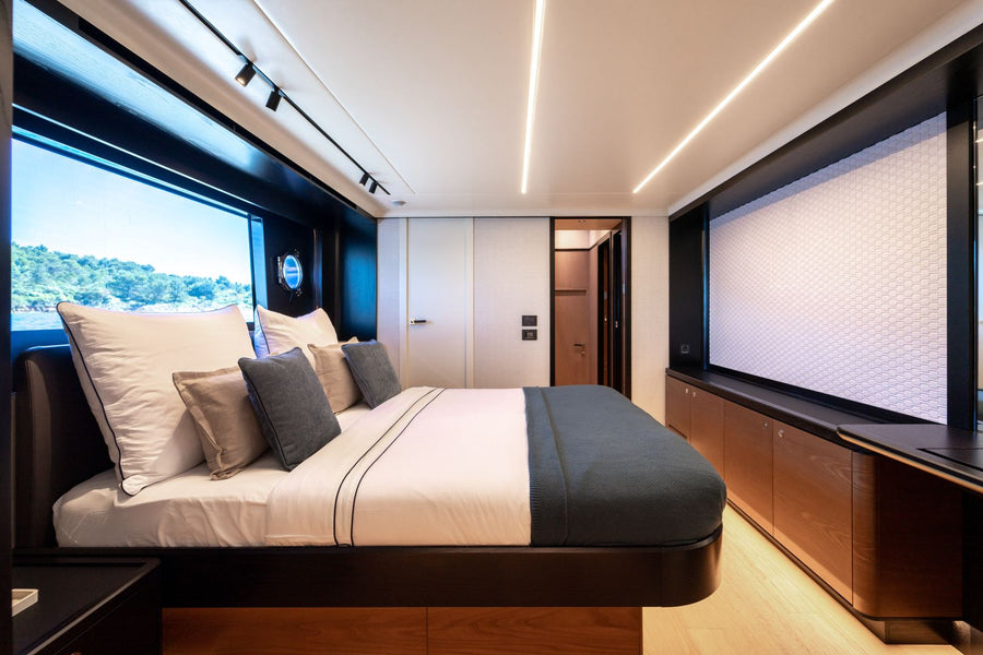 Charter M/Y KNITWEAR.CLUB3 — Absolute Navetta 64 (20m, 2025)