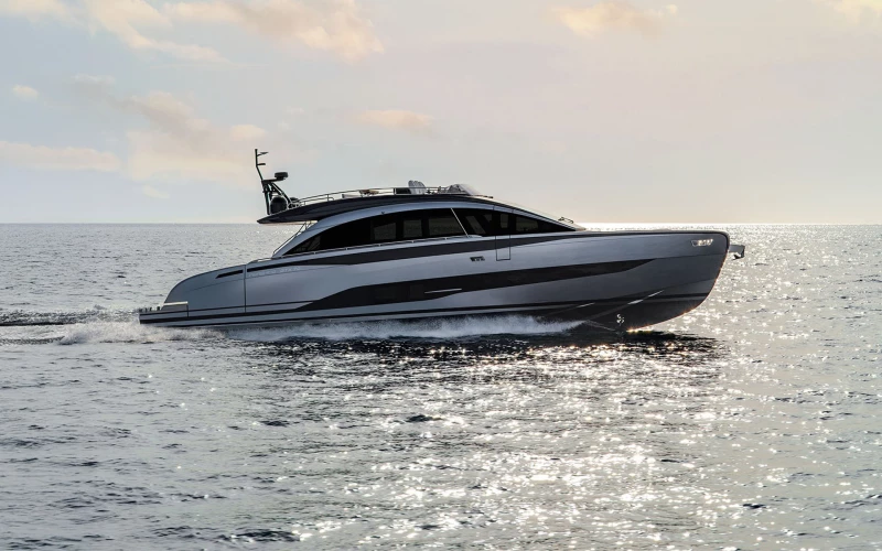 Charter M/Y FAST ONE — Pershing GTX70 (21m, 2020) | French Riviera