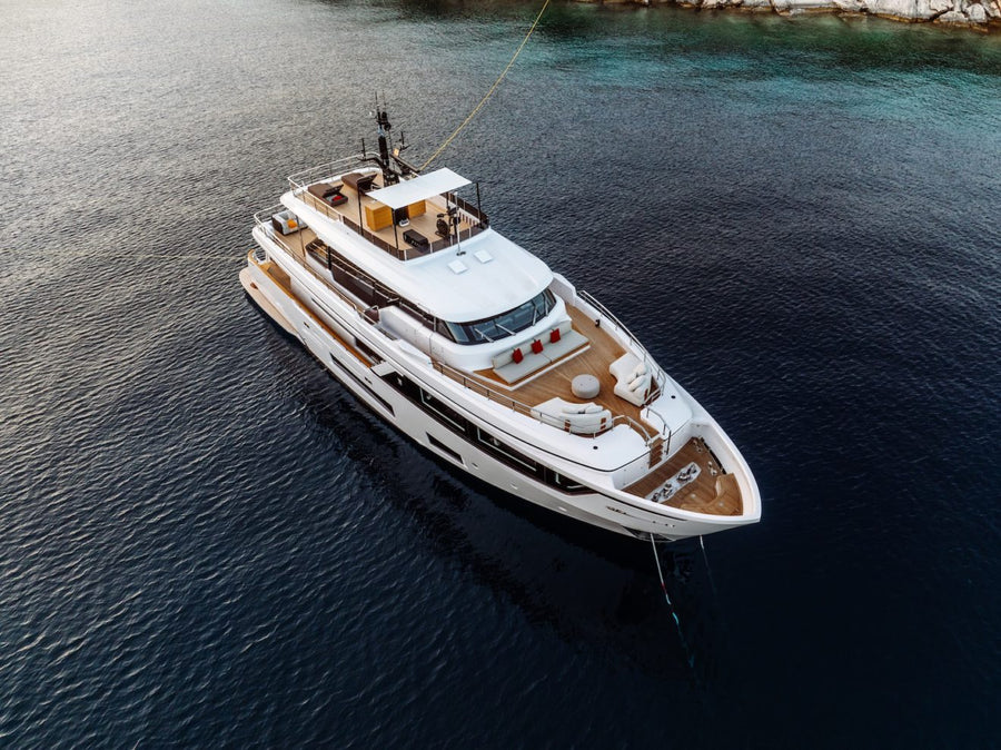 Custom Line Navetta 30 — 2024 (28m) — VAT Unpaid