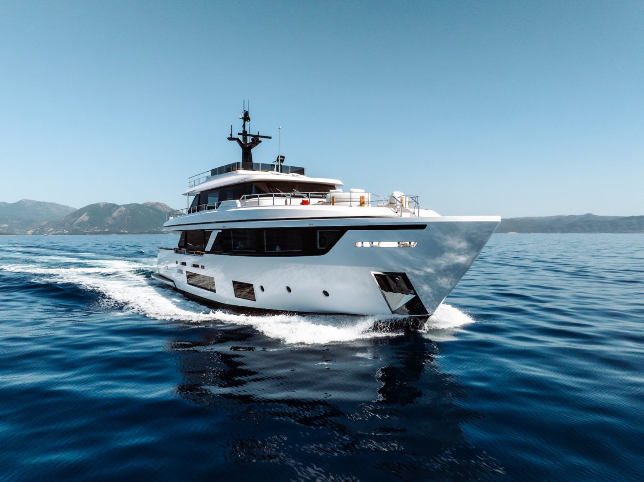 Custom Line Navetta 30 — 2024 (28m) — VAT Unpaid
