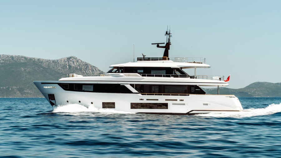 Custom Line Navetta 30 — 2024 (28m) — VAT Unpaid
