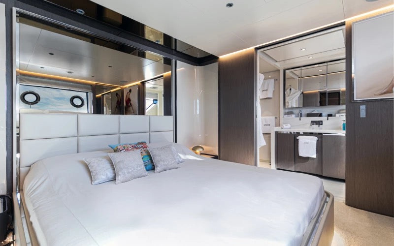 2020 Custom Line 106 — Superyacht zu verkaufen