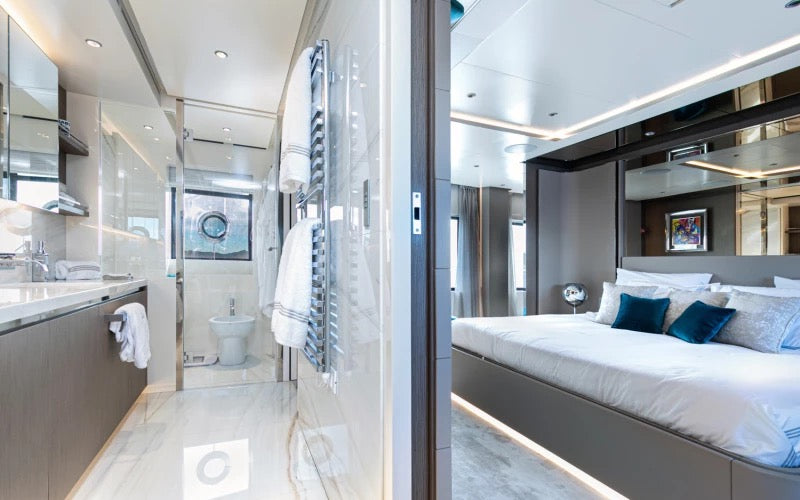 2020 Custom Line 106 — Superyacht zu verkaufen