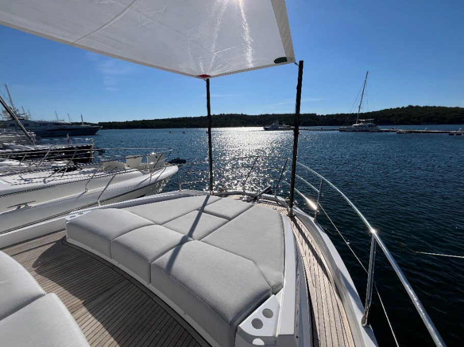 Azimut Fly 53 — 2026 New (17m) — VAT Unpaid