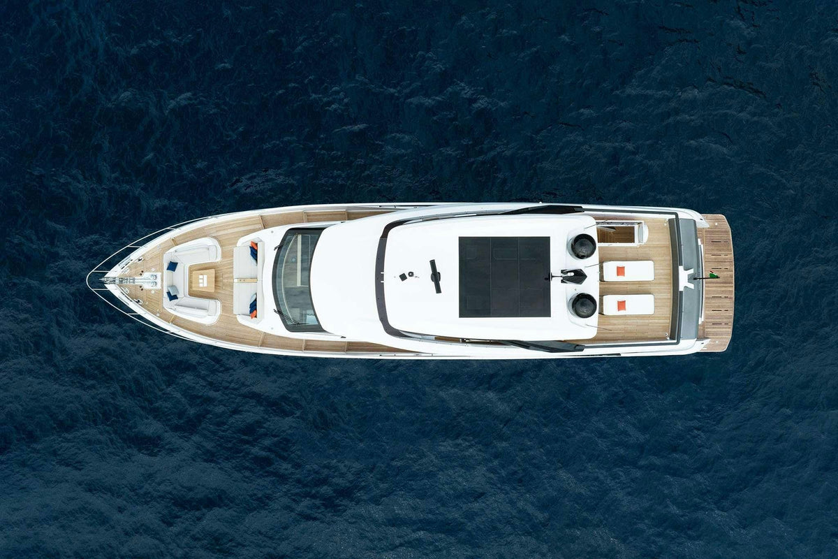 Czarter M/Y FAST — Ferretti 860 (27m, 2025)