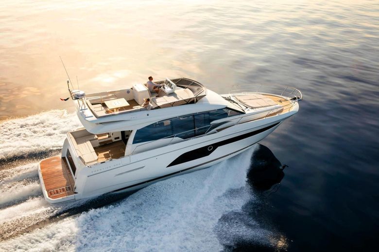 Prestige 520 Fly — 2023 Pre-Owned (15m)