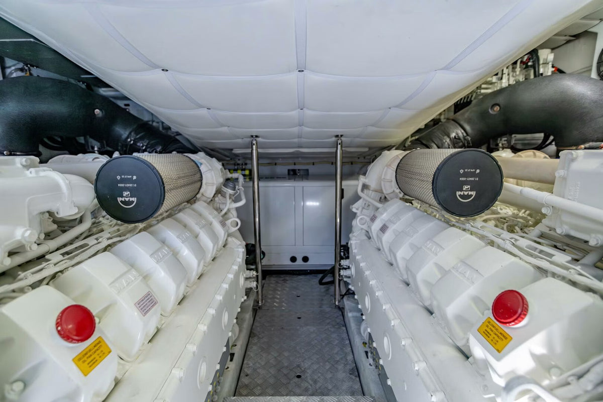 Pershing 6X M/Y Silver Missile — 2023 Pre-Owned (19m)