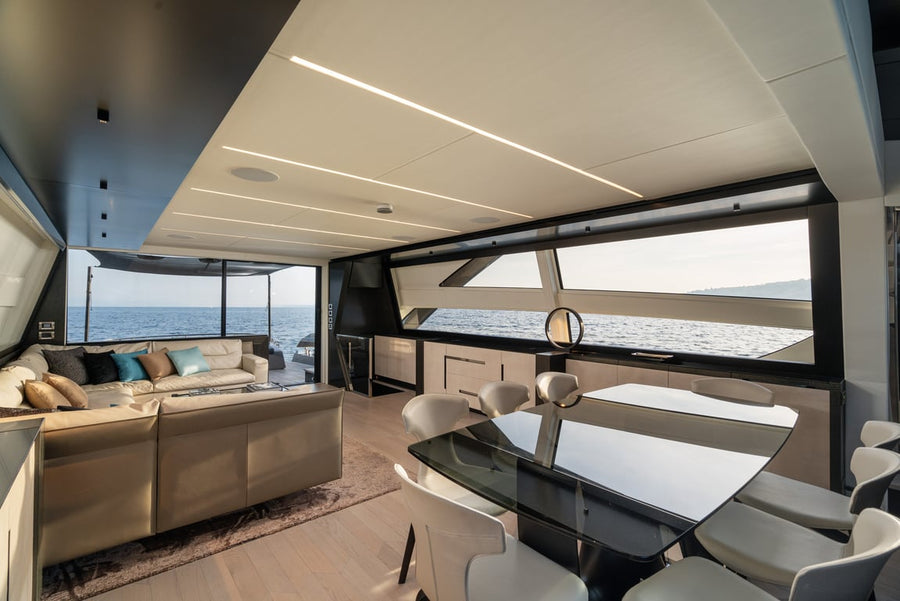 Charter M/Y SOPHIA — Pershing 9X (28m, 2023)