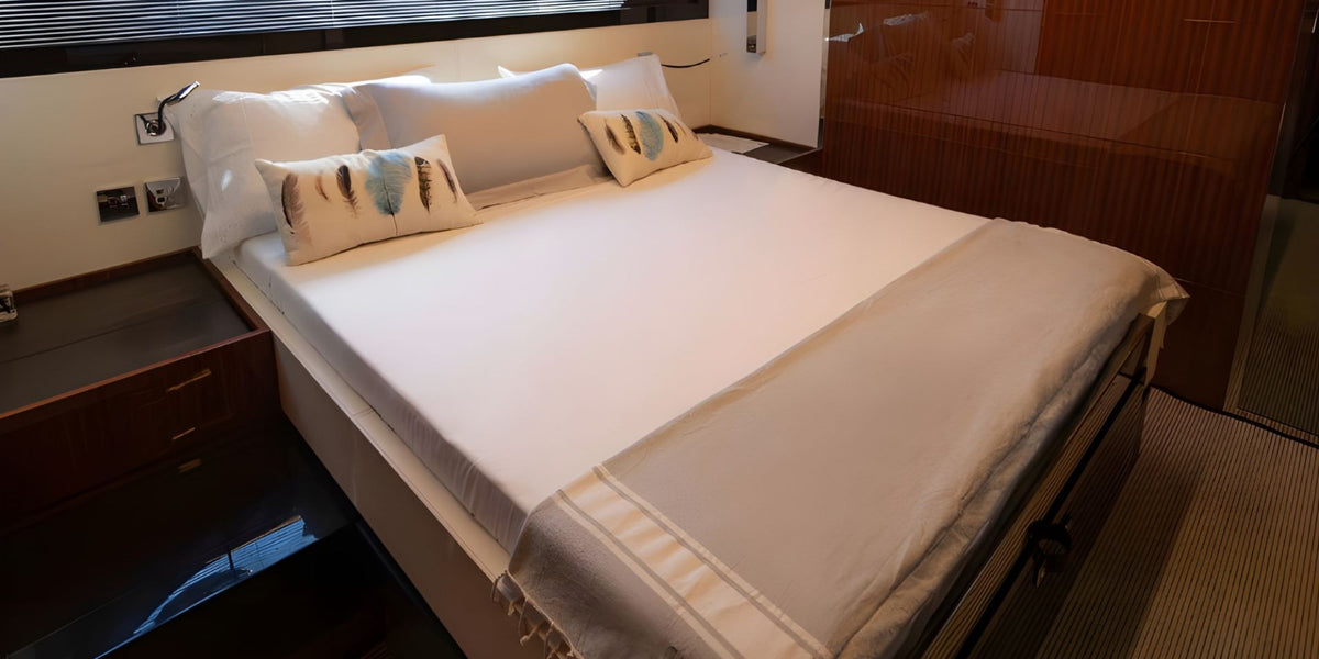 Charter M/Y SPECTRE — Riva Rivale 56' (17.16m, 2017)