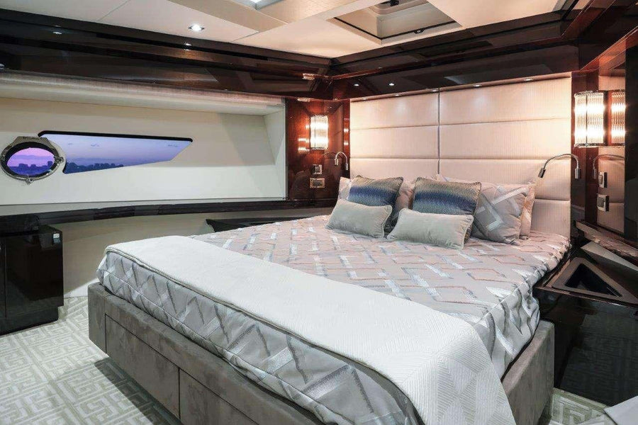 Charter M/Y TAKE IT EASY — Sunseeker 86 (26m, 2019) | New England & Americas