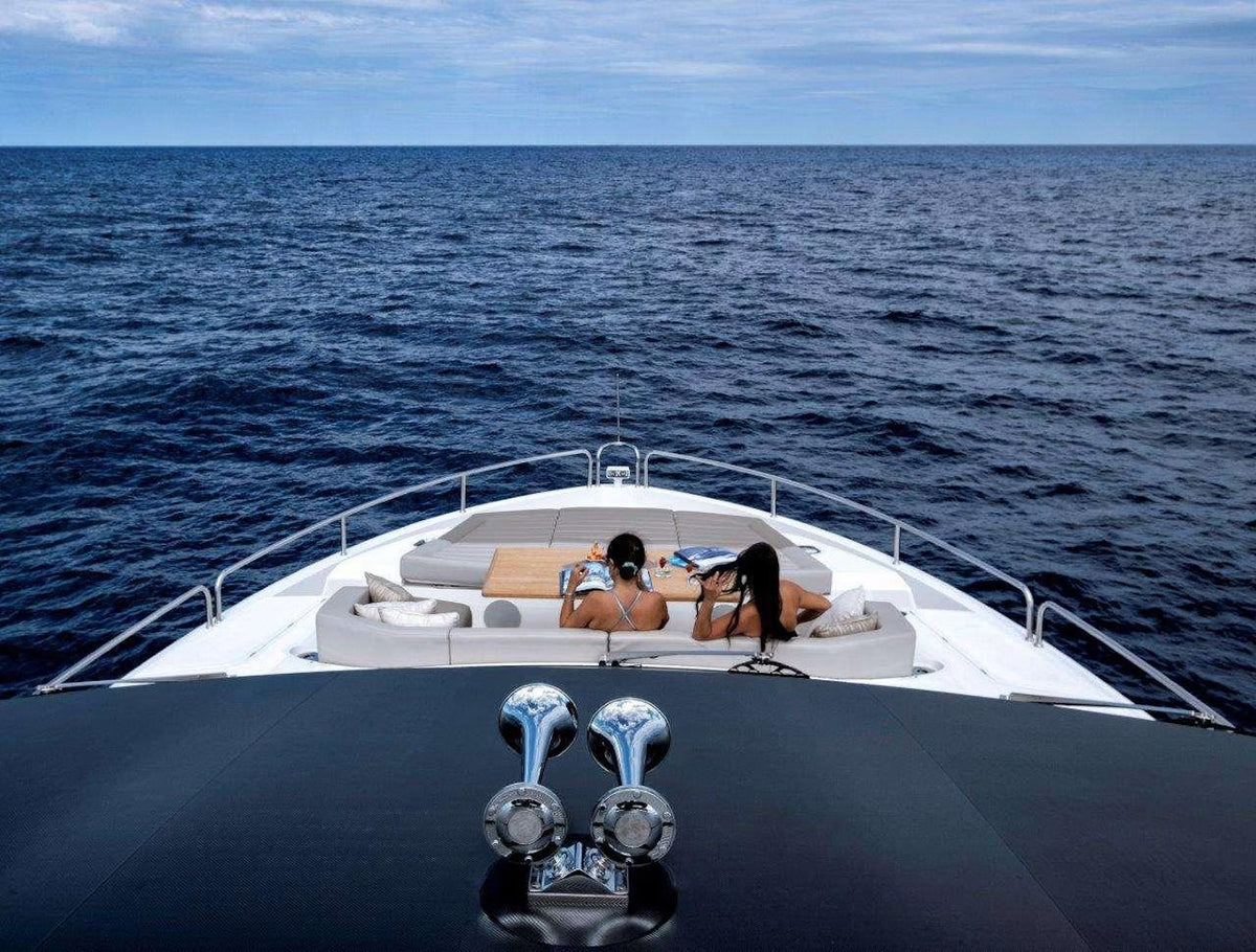 Charter M/Y TAKE IT EASY — Sunseeker 86