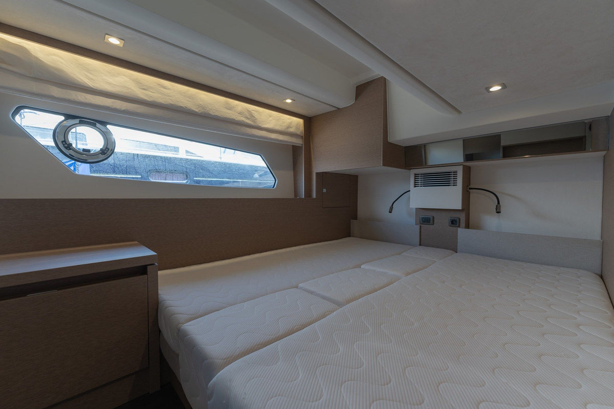 2022 Prestige 460 F — Talulah