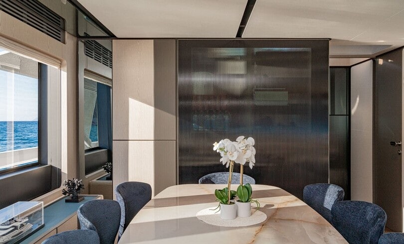 Czarter M/Y TRILOGY — Ferretti 780 (24m, 2025)